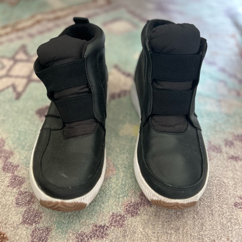 Sorel Black Waterproof Slip on shoes